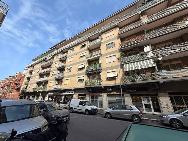 Appartamento in vendita a Lido di Ostia, Roma Capitale