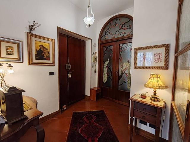 Appartamento in vendita a Municipio Roma X, Roma Capitale