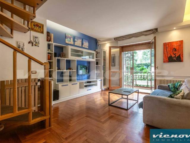 Appartamento in vendita a Torrino, Roma