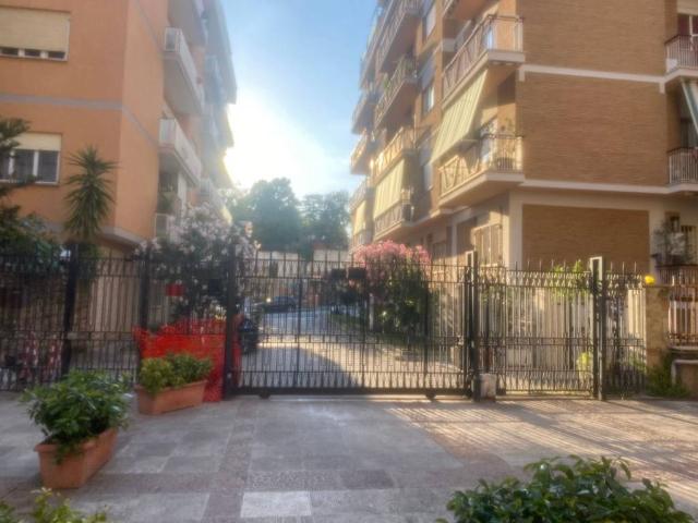 Appartamento in vendita a Balduina, Roma