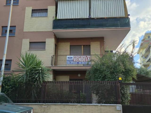 Appartamento in vendita a Municipio Roma VI, Roma Capitale