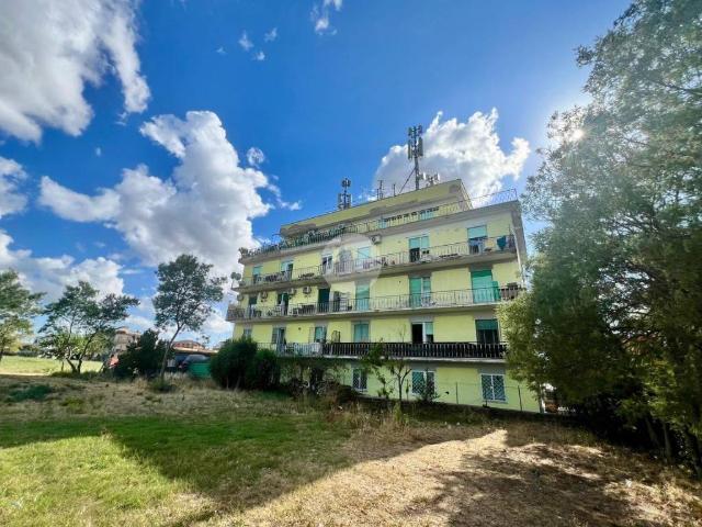 Appartamento in vendita a Villaggio Breda, Roma Capitale