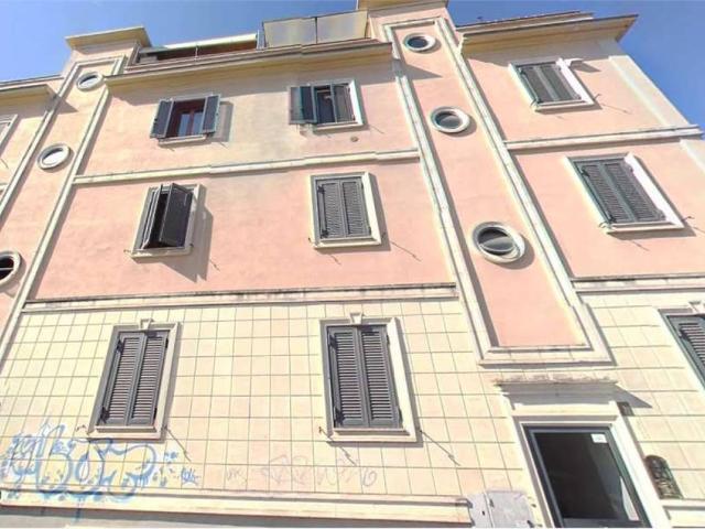 Appartamento in vendita a Municipio Roma V, Roma Capitale