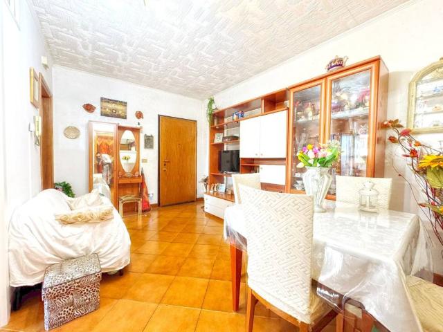 Appartamento in vendita a Municipio Roma VII, Roma Capitale