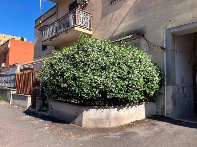 Appartamento in vendita a Municipio Roma V, Roma Capitale