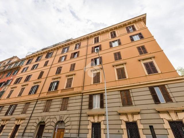 Appartamento in vendita a Municipio Roma VII, Roma Capitale