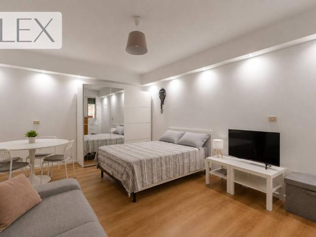 Appartamento in vendita a Trieste, Roma