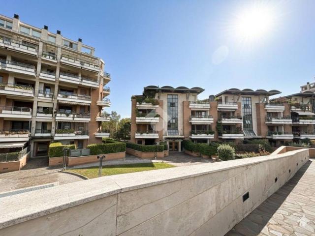 Appartamento in vendita a Fonte Ostiense, Roma