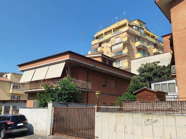Appartamento in vendita a Municipio Roma XIV, Roma Capitale