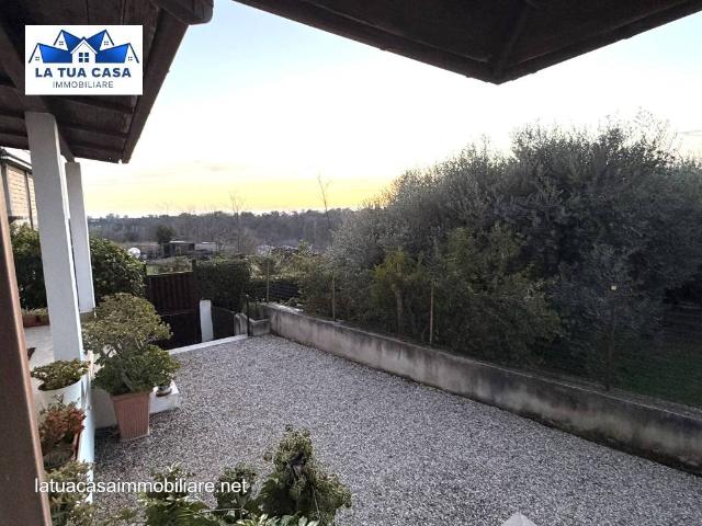 Appartamento in vendita a Pantan Monastero, Roma Capitale