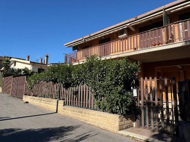 Appartamento in vendita a Colle Monfortani, Roma Capitale
