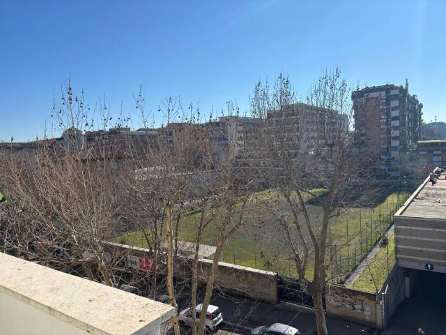 Appartamento in vendita a Municipio Roma V, Roma Capitale