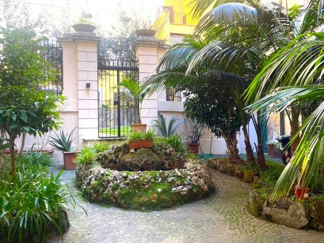 Appartamento in vendita a Roma, Colonna