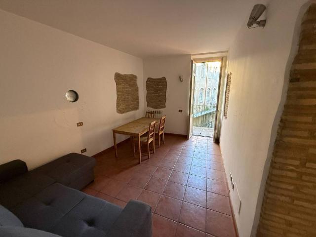 Appartamento in vendita a Municipio Roma I, Roma Capitale