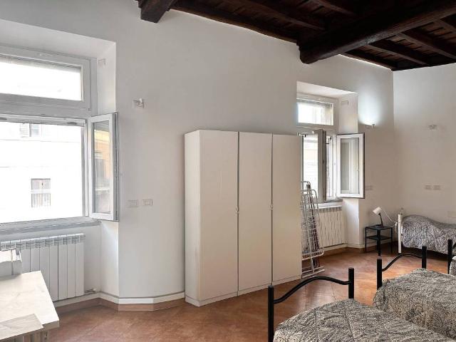 Appartamento in vendita a Monti, Roma