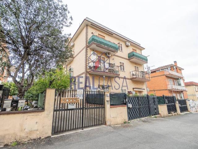 Appartamento in vendita a Torrenova, Roma Capitale