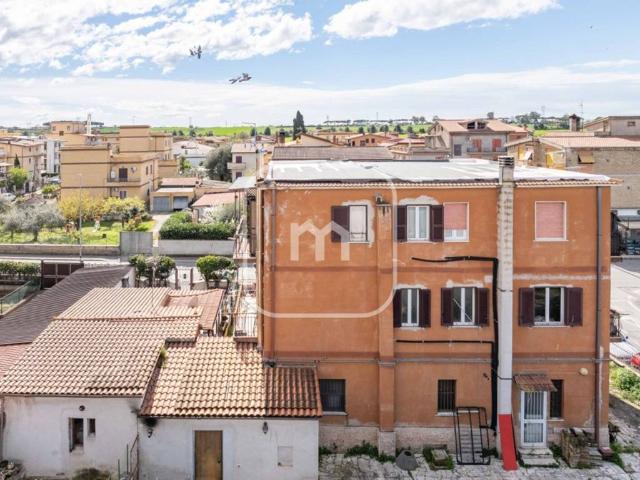 Appartamento in vendita a Giardini di Corcolle, Roma Capitale