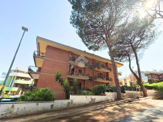 Appartamento in vendita a Mostacciano, Roma Capitale
