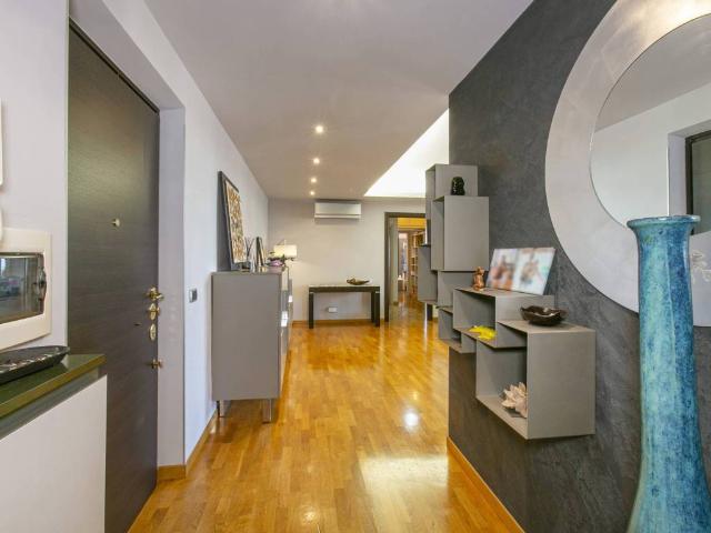 Appartamento in vendita a Roma 70, Roma