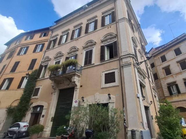 Appartamento in vendita a Regola, Roma