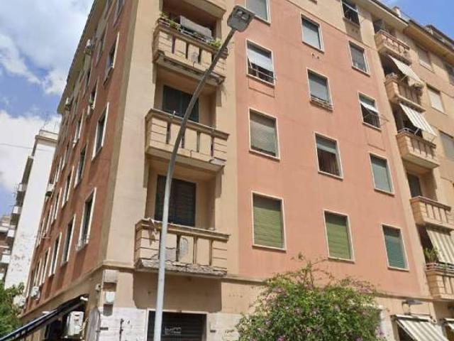 Appartamento in vendita a Municipio Roma VII, Roma Capitale