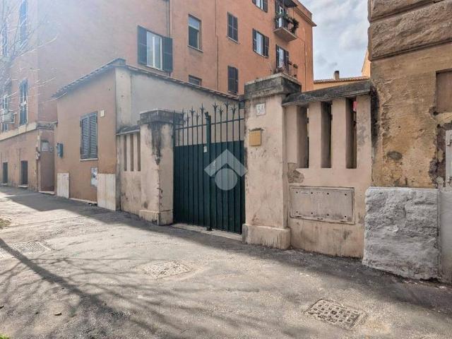 Appartamento in vendita a Municipio Roma V, Roma Capitale