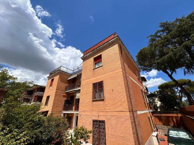 Appartamento in vendita a Quarto Miglio, Roma