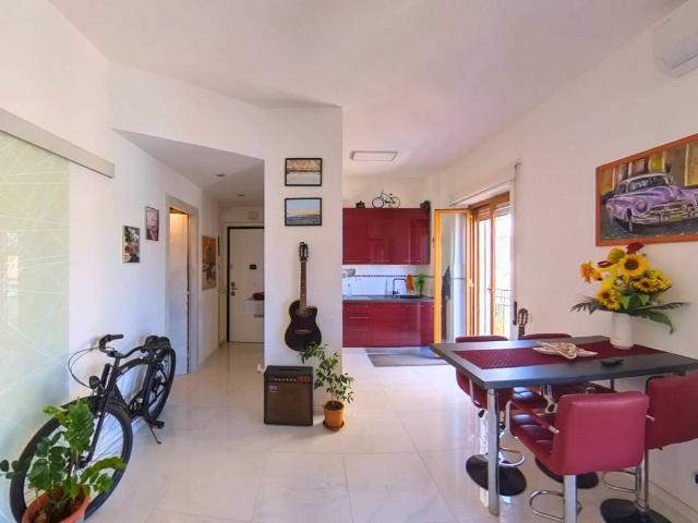 Appartamento in vendita a Lido di Ostia, Roma Capitale