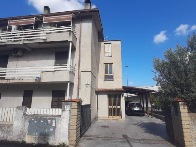 Appartamento in vendita a Municipio Roma XV, Roma Capitale