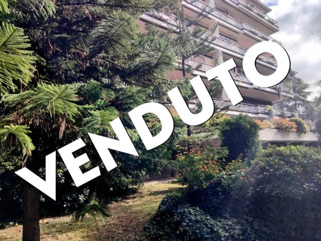 Appartamento in vendita a Mostacciano, Roma Capitale