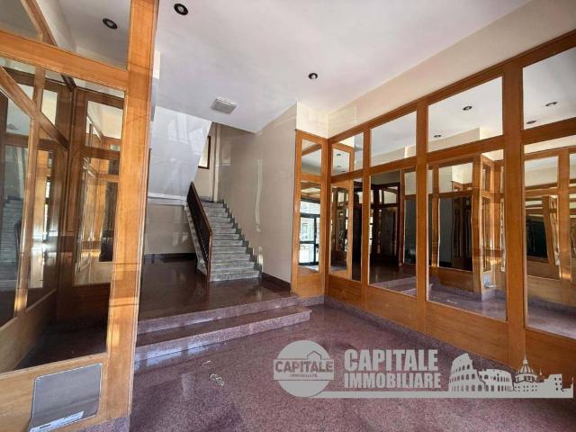 Appartamento in vendita a Mostacciano, Roma Capitale