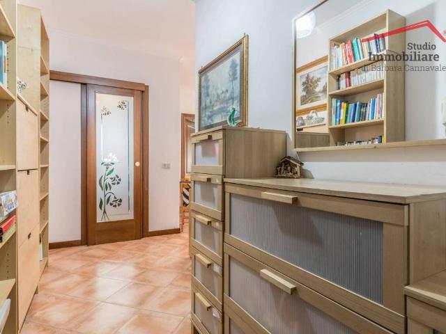 Appartamento in vendita a Giardino di Roma, Roma Capitale