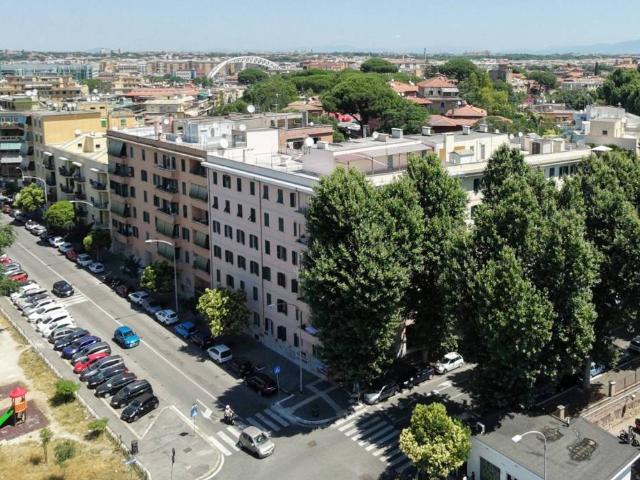 Appartamento in vendita a Garbatella, Roma