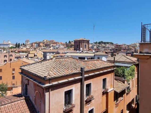 Appartamento in vendita a Municipio Roma I, Roma Capitale
