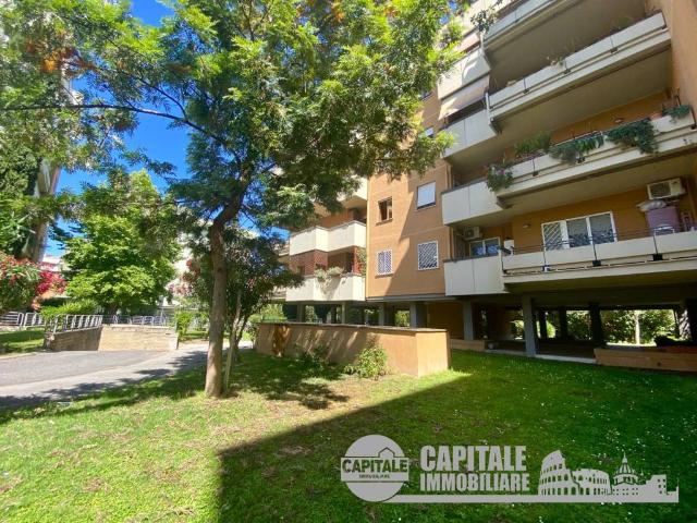 Appartamento in vendita a Mostacciano, Roma Capitale