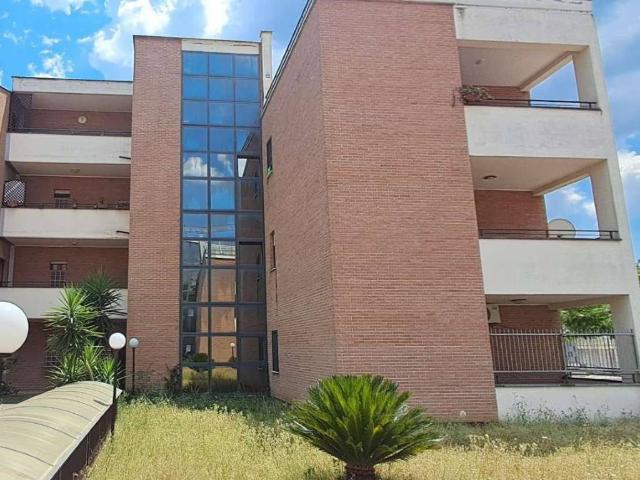 Appartamento in vendita a Castelverde, Roma Capitale