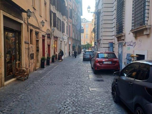 Appartamento in vendita a Municipio Roma I, Roma Capitale