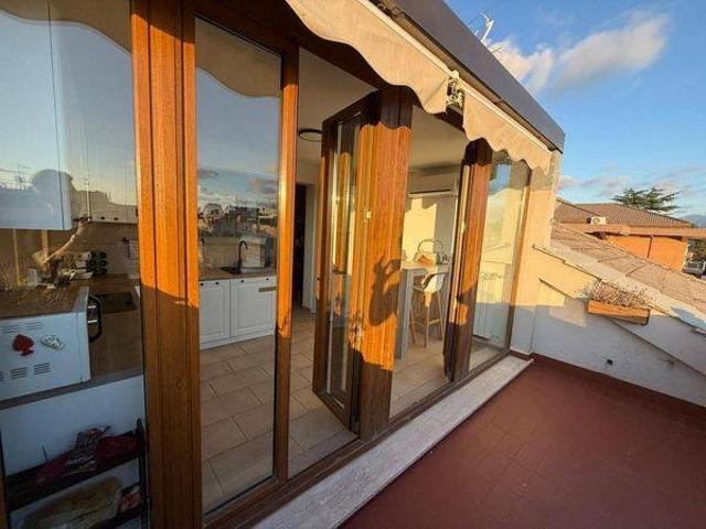 Appartamento in vendita a Morena, Roma