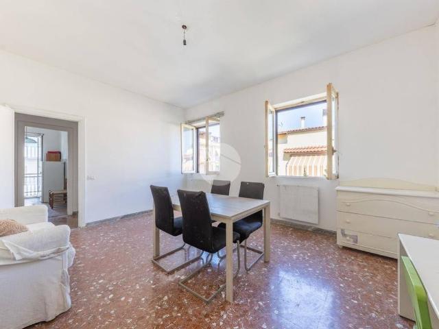Appartamento in vendita a Villaggio Breda, Roma Capitale