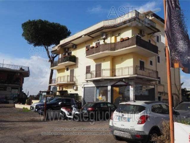 Appartamento in vendita a Romanina, Rome