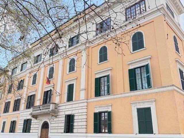Appartamento in vendita a Municipio Roma I, Roma Capitale