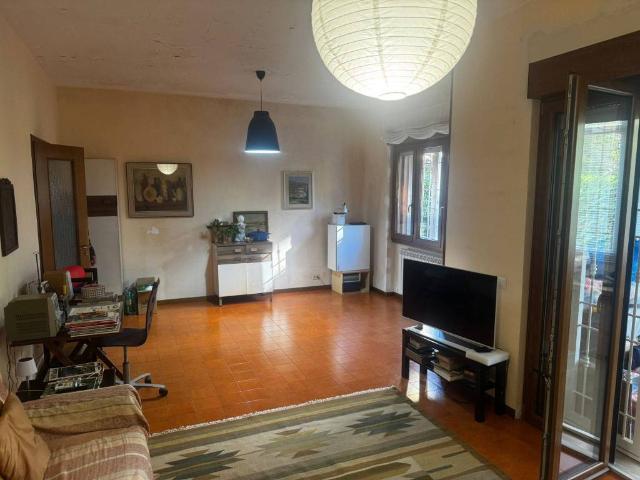 Appartamento in vendita a Stagni di Ostia, Roma Capitale