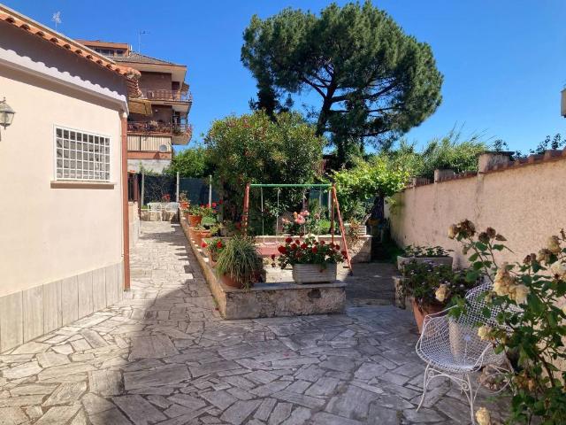 Villa Indipendente in vendita a Municipio Roma XIV, Roma Capitale