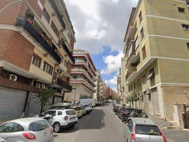 Appartamento in vendita a Municipio Roma XII, Roma Capitale