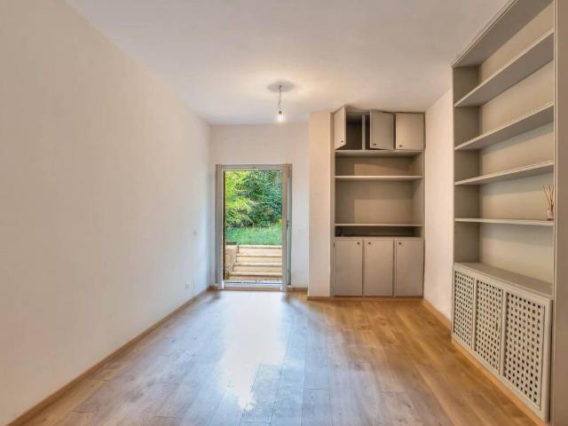 Appartamento in vendita a Mostacciano, Roma Capitale