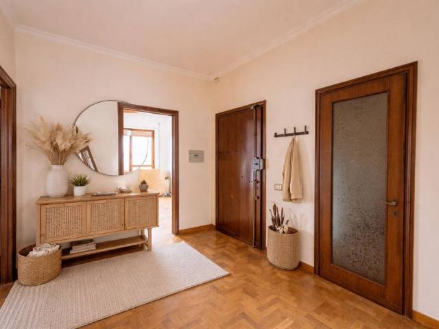 Appartamento in vendita a Torrino, Roma