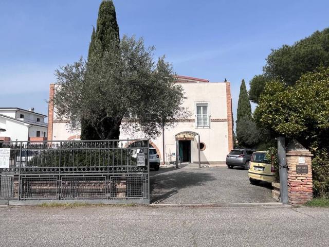 Appartamento in vendita a Stagni di Ostia, Roma Capitale