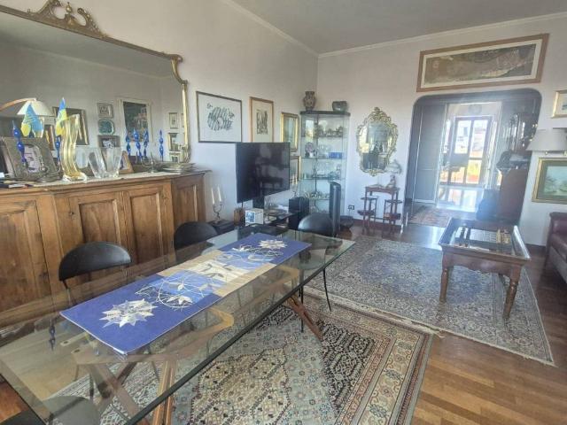 Appartamento in vendita a Mostacciano, Roma Capitale