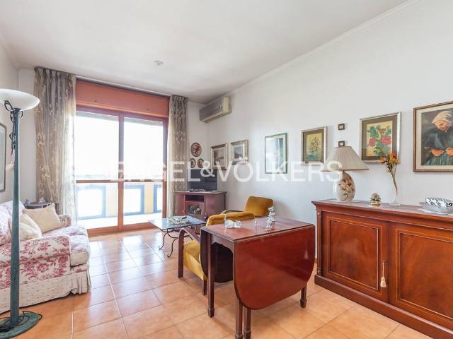 Appartamento in vendita a Torrino, Roma