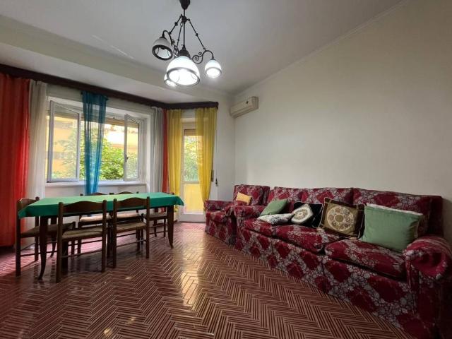 Appartamento in vendita a Municipio Roma VIII, Roma Capitale